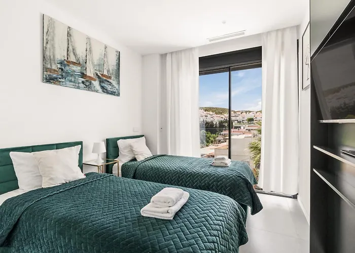 Luxury Agnieto - The View