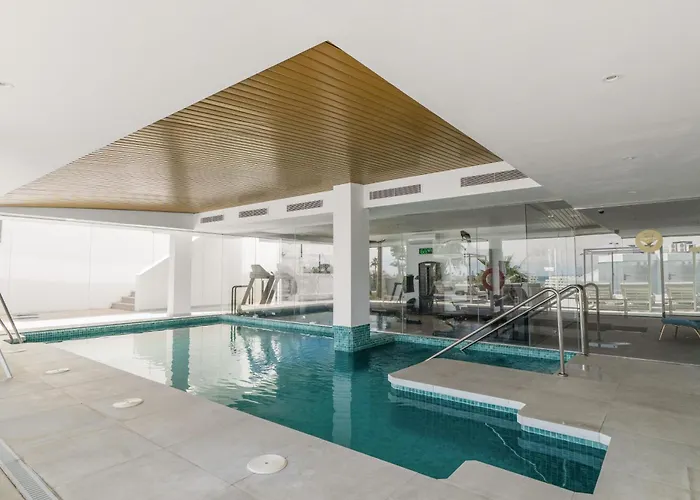 Luxury Agnieto - The View *