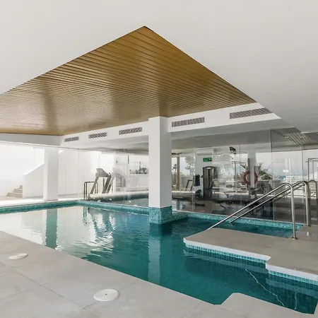 Luxury Agnieto - The View *